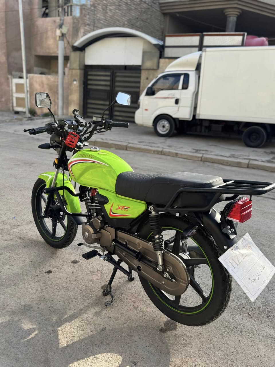 السلام عليكم دراجة شاينك 
مرقم رقم بغداد تحويل ثاني يوم مصارلي شهرين من اخذته من معرض النور 
كفاله عامه مكينه كهربائيات كلشي دراجه بعده زيرو 
مكاني بغداد حي اور ٦٠٠ 
سعره مليونين و١٠٠وبيه مجال 
رقمي ***********
