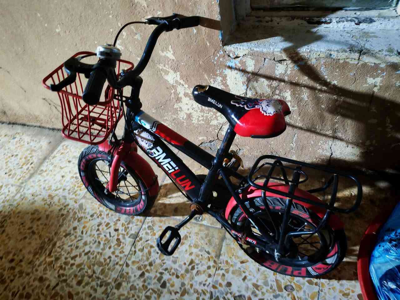 السلام عليكم.. بيسكل حجم ١٢..نضيف لبيع السعر ٣٥ ألف و بي مجال


**إذا كنت صاحب هذا الإعلان وتريد حذفه لأي سبب، رجاءا أرسل رسالة إلى الدعم الفني**