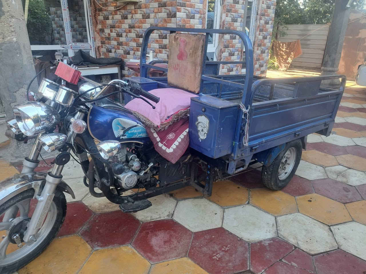 السلام عليكم للبيع ستوته موديل ٢٢ اوراق اوراق الستوته مثل ماواضح امامك بالصوره ستوته نضافه ٨٠ بال١٠٠ مكان الستوته طوريج سياحي شراي يتصل *********** او واتساب
