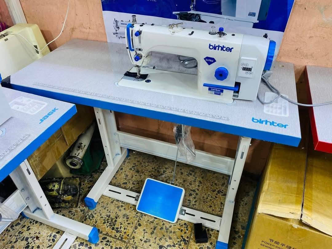 السلام عليكم زبائننا الكرام 
✅توفرت مكائن خياطة JACK الأصلية 🧵
✔️ أداء عالي وسرعة ممتازة
✔️ محرك سيرفو اقتصادي وهادئ
✔️ مناسبة لخياطة الأقمشة المختلفة والحقائب والملابس
✔️ جودة تصنيع مضمونة وعمر تشغيلي طويل
✔️ طاولة كاملة مع القاعدة والبدال
📍 متوفرة لدى معرض جبار عبد زغير للاجهزه الكهربائيه
للحجز والاستفسار الاتصال علئ الرقم ***********
#مكائن_خياطة #JACK #خياطة #معدات_خياطة #مشاريع_صغيرة
