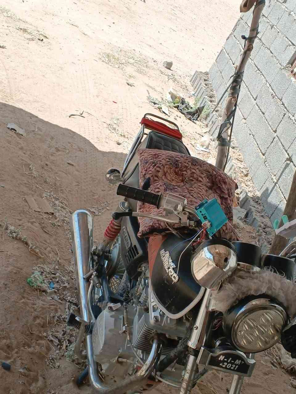 سلام عليكم  ناعمه البيع موديل 21وراق صوالي  درجه حلو ونضيفه محرك نضيف بيه شلعه حلو مكاني الحيدريه خان نص  ***********
