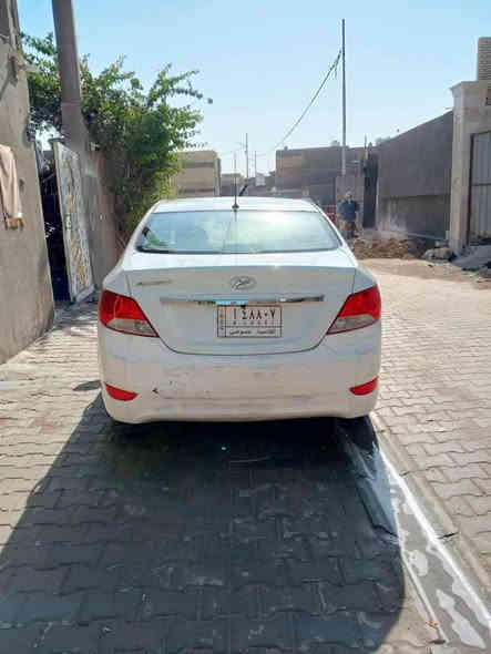 السلام عليكم سياره مديل 15 مكفول عده جاملغ.. امامي ....مكينه1600 وكير .مكفول 
.بسمي سعر ٨٨ بيهه   تصاال على رقمي ***********
