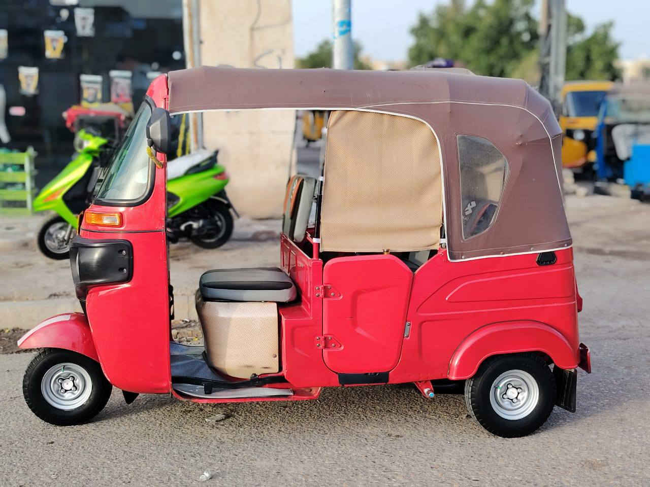 سلام عليكم تكتك للبيع م 22 شهر 4 سنويه المجر الكبير رقمي ***********
