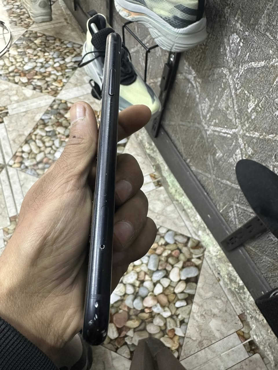 سلام عليكم. ايفون XR. ذاكره 64 جاهز مبينه. شاشه. مفطره.  البيع سعر ١٢٥. العنوان بغداد.  حي. العامل


**إذا كنت صاحب هذا الإعلان وتريد حذفه لأي سبب، رجاءا أرسل رسالة إلى الدعم الفني**