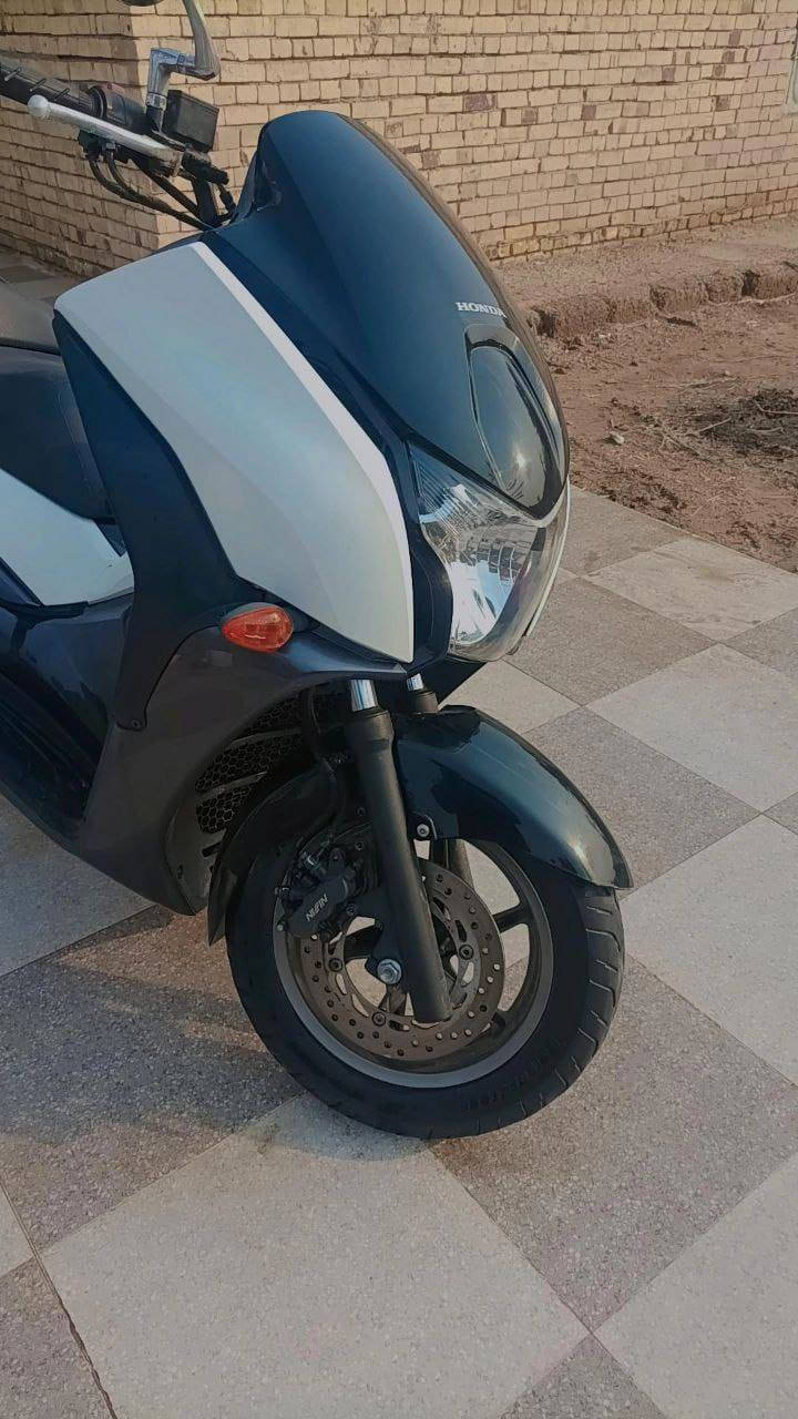 السلام عليكم للبيع السعر خاص أوالأتصال ***********
