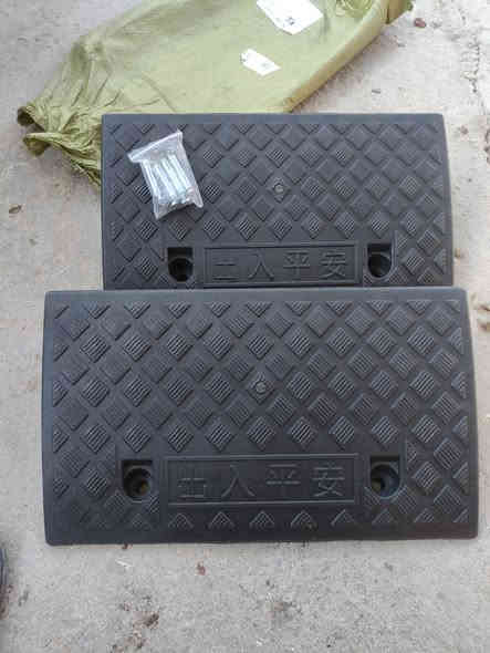 متاح يوجد توصيل
التواصل خاص ماسنجر أو واتساب
***********
