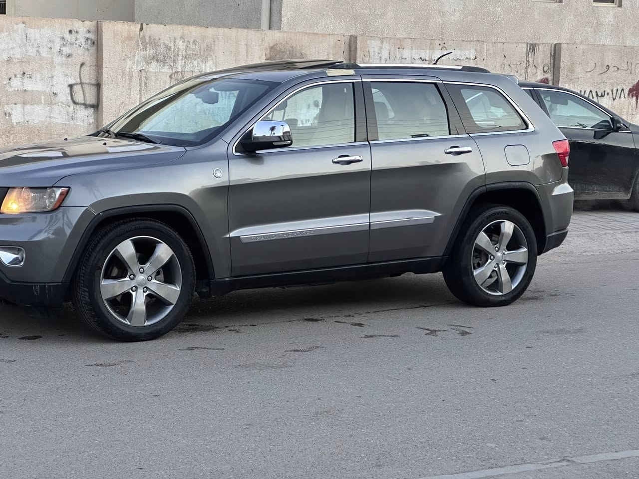 للبيع جيب اوفر لاند
موديل ٢٠١١
فول موصفات وحد على وحد

                                 LIMITED 

شاشه تاب

بصمات أبواب 

بصمة تشغيل 

تشغيل عن بعد

حساسات امامي خلفي 

تبريد تدفئه 

دفع رباعي داخلي 4×4

كشنات كهرباء

كشنات تدفئه تبريد

كشنات جلد

داخل صاجي 

كير ومحرك وحداديه وصدر كله جديد مكينه 6 سلندر 3600

تخم تاير جديد 

رقم  بغداد دولي 

شرط التحويل

بيه صبغ شبر فقط

ماشيه 154ميل 

مكان السيارة

بغداد حي الخضراء  

  السعر١٤٥ ورقه وبيها محال 
***********
السياره جاهزه بدون اي نقص
