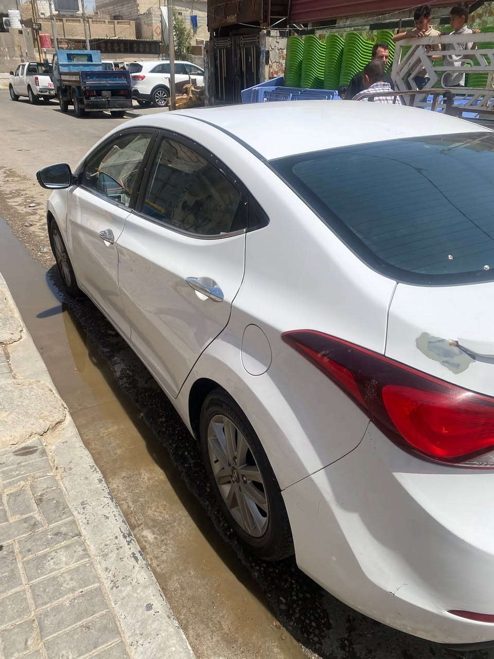 السلام عليكم
للبيع Hyundai Elantra 2015 خليجي

• الموديل: 2015
• النوع: النترا خليجي
• المحرك: (2000)
• ناقل الحركة: أوتوماتيك
• اللون: (ابيض)
• الممشى: (190الف)

السيارة بحالة جيدة ، محرك مفتوح ، مكيفة، استخدام شخصي، 

السعر: (115$) او مراوس بنيسان صني.

للاستفسار والتواصل:
 ( *********** )
