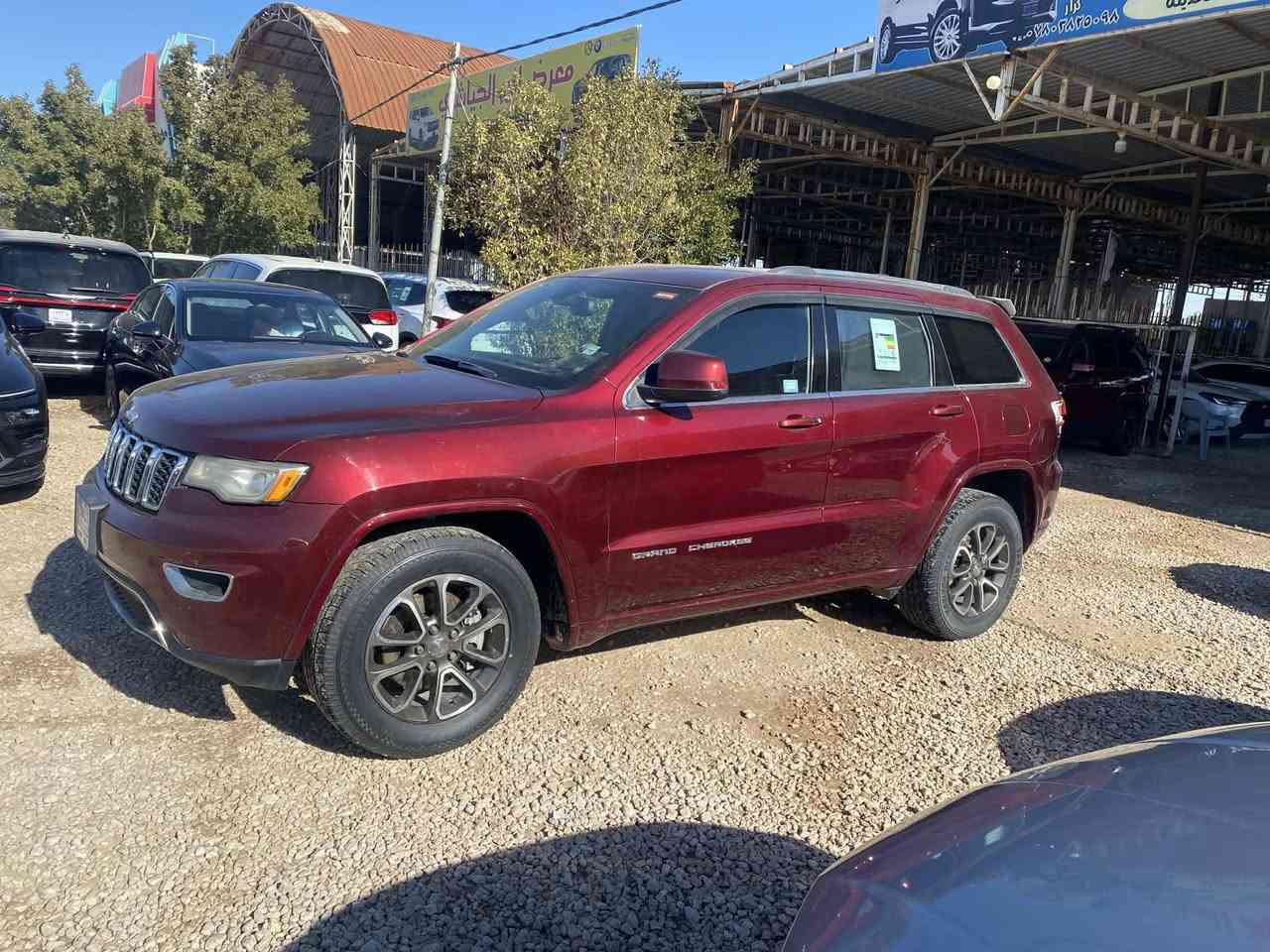 سلام عليكم جيب موديل 16 محرك 6 سلندر ضرر جاملغ زائد بيبان ثنين 
سعر 180 وبي مجال 
عنوان رميثة محافظة المثنى 
للاستفسار ‏‪*********** او***********
