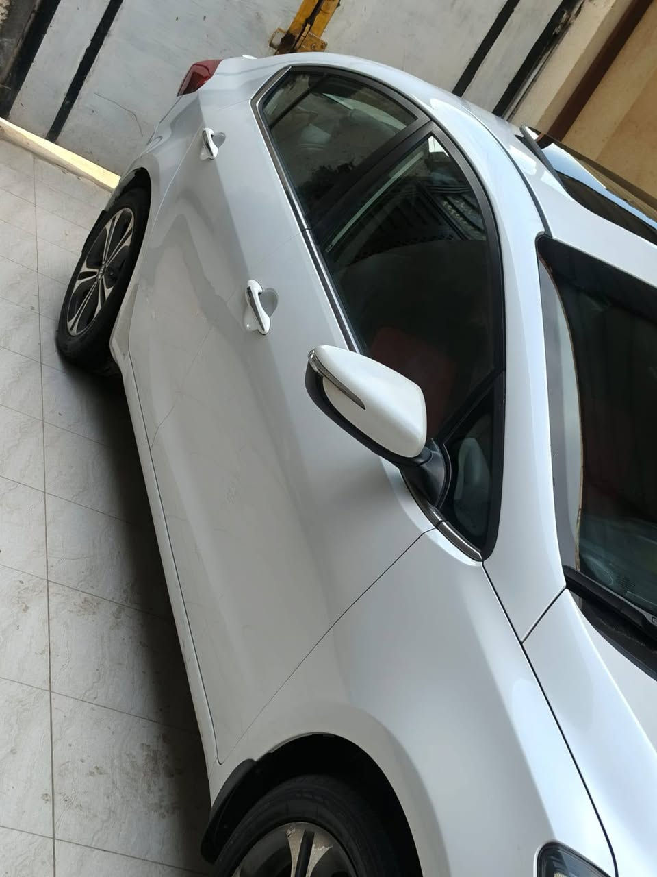 اللهم صلِّي على محمد وآل محمد🧿 السلام عليكم كيا سيراتو موديل( 2014 ) خليحي  حره رقم بغـداد السيارة كفاله عامه ضربه او صبغ او تبديل او فتح  محرك(1600) فول مواصفات 1/1 بصمه. فتحه. بصمه ابواب. تحكم استيرن.  ويل كب5. اشاير بل مري. حساسات خلفيه. مري شفط. تبريد قطعتين. لايت زنون )
سياره جديده جدا جدا وجاهزه من كلشي كير ومكينه وحداديه وتبريد ثلج كهربائيات كله شغاله دواخل جديده سياره مال جناي  مداور مباشر السياره بسم ولد صديقي حره مشروع وطني  السعر$(127) وبية مجال 
مكان السياره الناصريه الشطره رقم صاحب السيارة (***********) ملاحضه: (كتاب الفحص داخل المنشور )
