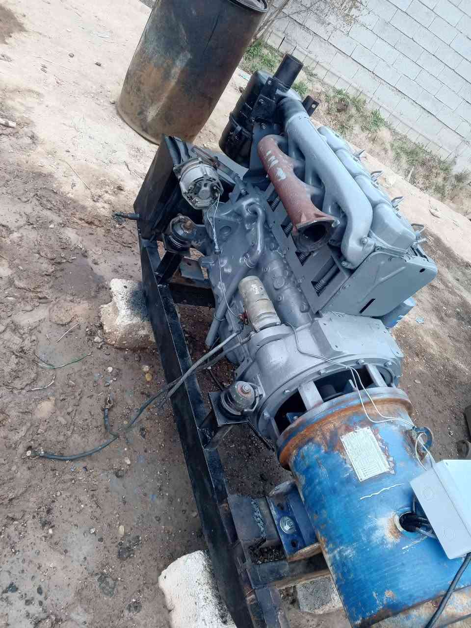 للبيع مولد دويز ألماني 4بستم توليد 30كيفي طبك بلادي شرط لاصرف ولا بخار المكان ديالى  الاتصال***********
