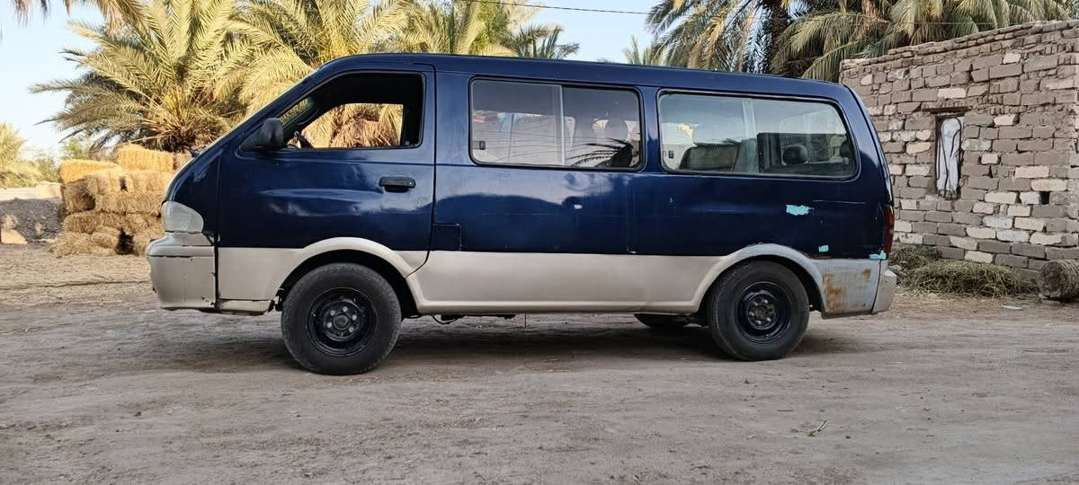 للبيع بريجو 96  رقم بابل مصفرة السيارة جاهزة كير مكينة اكسن حدادية مكفولات  تخم تاير باتري جديد دواخل نظيفة مابيها قطرة خياس بيها فقط الشاصي جهة العبري معمر الشراي يتصل والخدمه ***********
