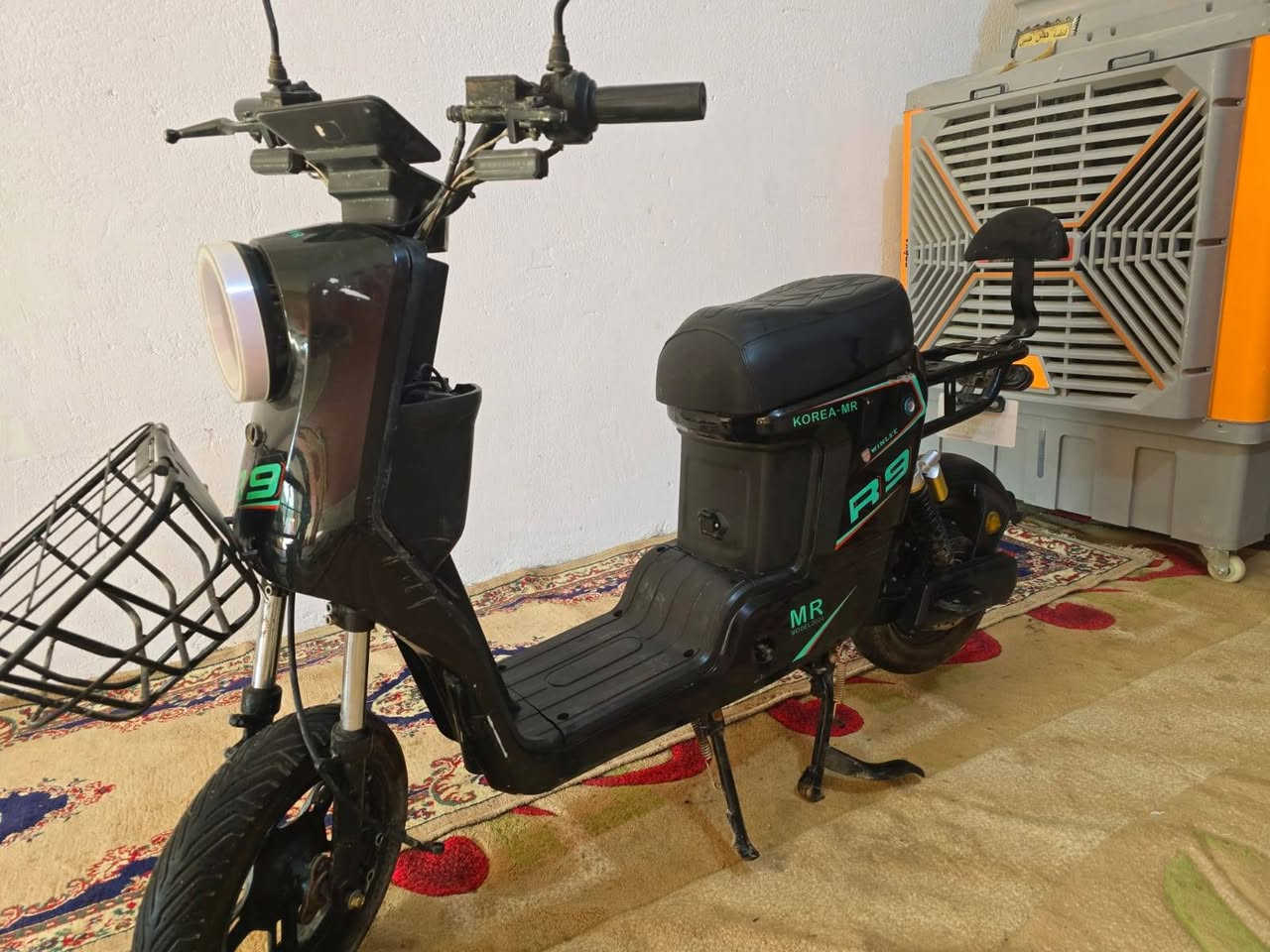 السلام عليكم دراجه شحن نضيفه عوزه بس بطاريات سعر 200 وبيه مجال عنوان البصرة قضاء المدينة ناحية الهوير هاتف ***********
