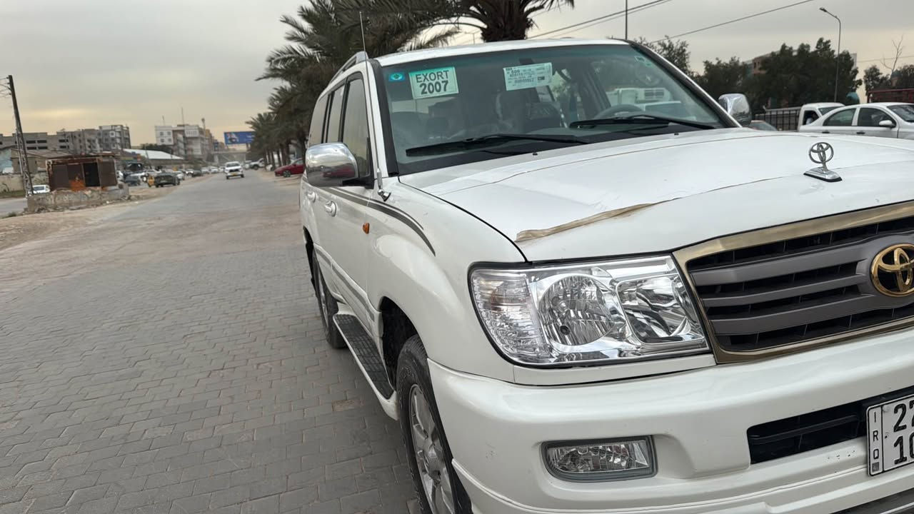 السلام عليكم 
لاندكروز 
موديل 2007
السيارة جاهزه خير من الله  مصبوغة حزام لجمالية 
تخم تاير صدر جديد تبريد ثلج 
مكاني بغداد بيع او مراوس حسب القناعة 
*********** العقبة, محافظة العقبة
