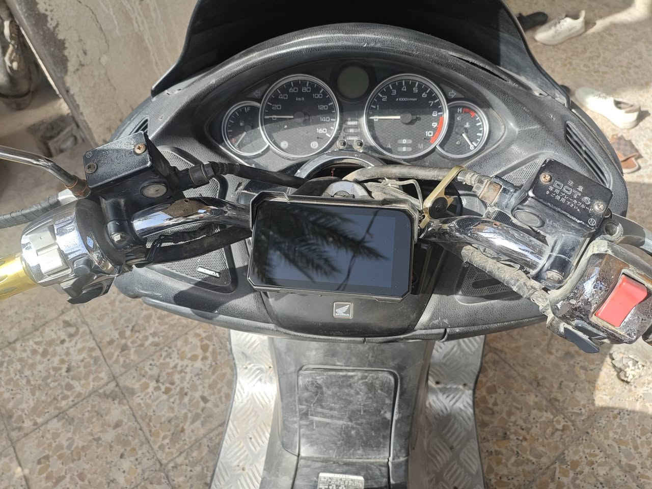 سلام عليكم فورزه 09 دراجه حلوه ومرتبه كهربائيات كله شغاله مكفوله اوراق كامله بسمي بس شغله بيها شوته هيه ما بيها شي بس يراد تبديل  مستعجل عل بيع مكاني كربلاء حي الغدير سعر 900 وبيها مجال هاذ رقمي ***********
