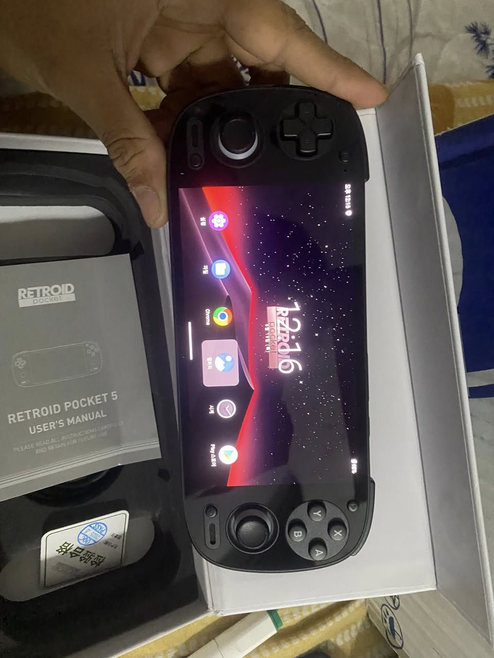 شاشة OLED: ألوان حيوية وتباين مثالي لتجربة بصرية لا تُقارن.
أداء خارق: معالج Snapdragon 865 وذاكرة 128GB RAM، قادر على تشغيل محاكيات PS2, PSP, GameCube, Wii وسويتش (Switch) بكفاءة عالية.
تحكم احترافي: عصي تحكم Hall Effect (مقاومة للانجراف) مع إضاءة RGB قابلة للتخصيص.
نظام حديث: يعمل بنظام Android 13 مع واجهة ريترويد المخصصة لتنظيم مكتبة ألعابك بسهولة.السعر ١٠٠ الف للتواصل خاص


**إذا كنت صاحب هذا الإعلان وتريد حذفه لأي سبب، رجاءا أرسل رسالة إلى الدعم الفني**