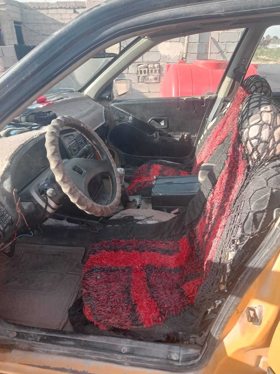 سلام عليكم بيجو روى موديل 2009 رقم نجف الماني شرط التحويل سنويه صاقطه 2019 مكينه بيه تنقيص قليل كلش گير عينه وصينيه جدد سياره مصفره هيئه وقرمات مكان السياره نجف الحيدريه خان النص سعر 12 ورقه وبيه مجال *********** اتصل وتدلل
