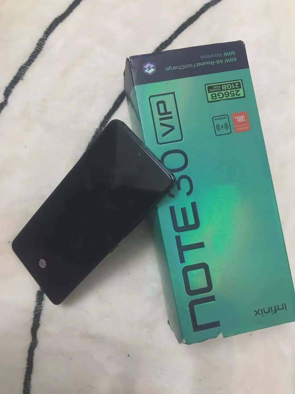 سلام عليكم انفنكس 30 VIP
ذاكره 256 (عشوائيه 12+9)
بطاريه (5000)
شاشه امولد (120)هيرتز 
بصمه شاشه +بصمه وجه
جهاز نظيف شوفه عينك الكامره الخلفية مفطوره واضحه بس ممأثره ع تصوير ابد تجي وتشوف بعينك +الكامره الاماميه توقفت ليش مادري فرمتت الجهاز ع حاسبه توقفت 
شنو تريد تعرف بعد ع جهاز تدلل راسلني وبخدمتك 
ملاحظة فقط كارتونه وي الجهاز 
مكاني بغداد سبع قصور
السعر 125
اسف ع الاطاله


**إذا كنت صاحب هذا الإعلان وتريد حذفه لأي سبب، رجاءا أرسل رسالة إلى الدعم الفني**