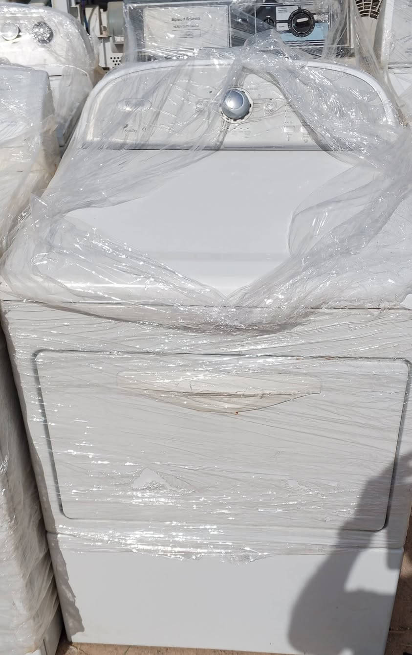 يوجد مجففات امريكيه جميع الموديلات البصره القبله شارع الغياث ستر 
*********** وساب
