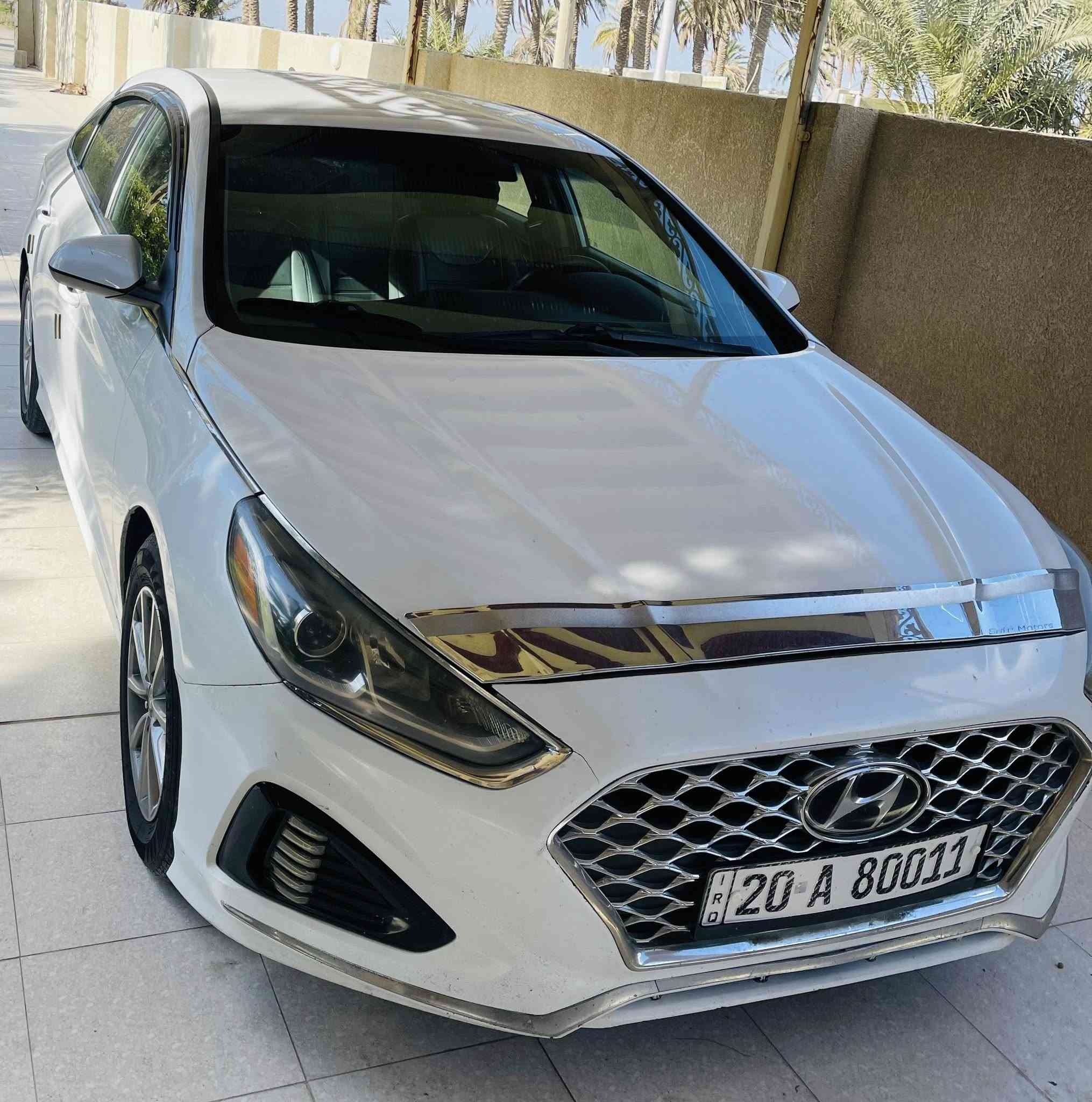 سوناتا 2019 
شاشة
كامرة
مود درايف
رادار بالمري 
محرك گير على وضع الشركة
امريكي قطعتين صبغ السعر 134 
للاستفسار ***********
