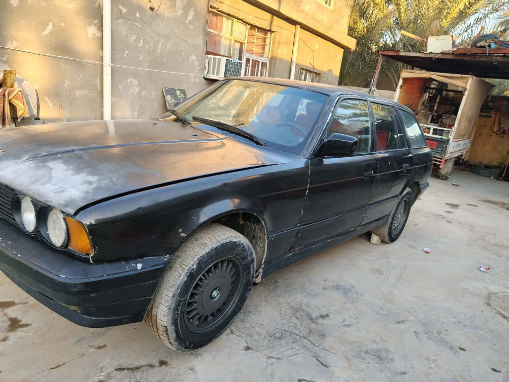 بيئم ستيشن 525 موديل 93سيارة خير من الله مكينه وكير محرو بشرط✈️  كهرباء كلها شغاله السعر 35وبي مجال *********** بغداد, العراق
