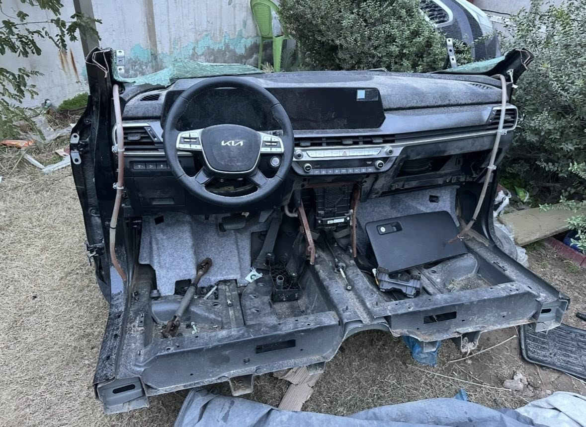 گصة ادوات تلورايد 2024 لون أسود
اي شي تحتاج من ادوات تلورايد اصلي تفصيخ راسلني خاص او اتصل *********** 
***********
العنوان بغداد
