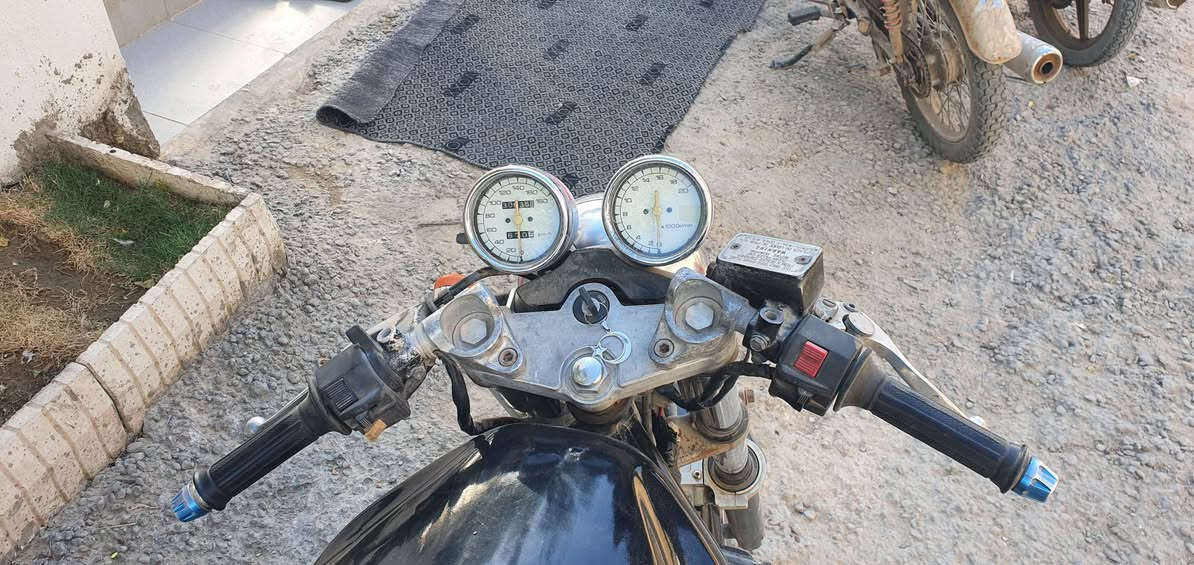 بانده ربع للبيع أحلى من الصور وبكل وقت نكره سلف


**إذا كنت صاحب هذا الإعلان وتريد حذفه لأي سبب، رجاءا أرسل رسالة إلى الدعم الفني**