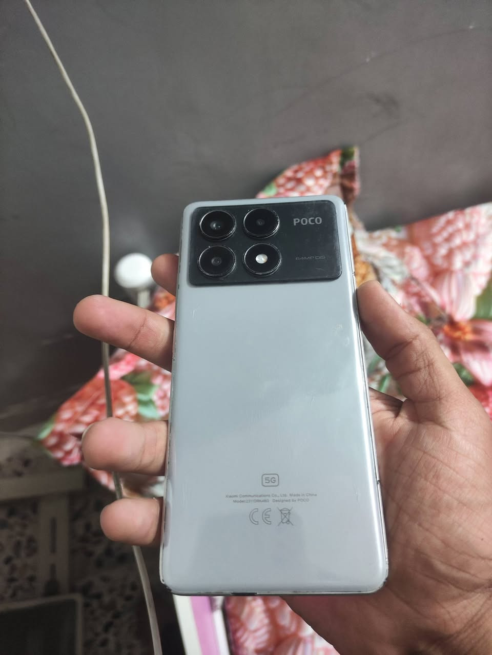 Poco X6 pro 5G  ذاكره 512 

بدون ملحقات بس كفر بس الكامره الاماميه ما تشتغل 

ما داخل تصليح معروف مواصفات لبوكو 

بس بيع بدون مراوس سعر 275 وبي مجال بسيط

رقمي *********** 

مكاني بغداد زعفرانية

