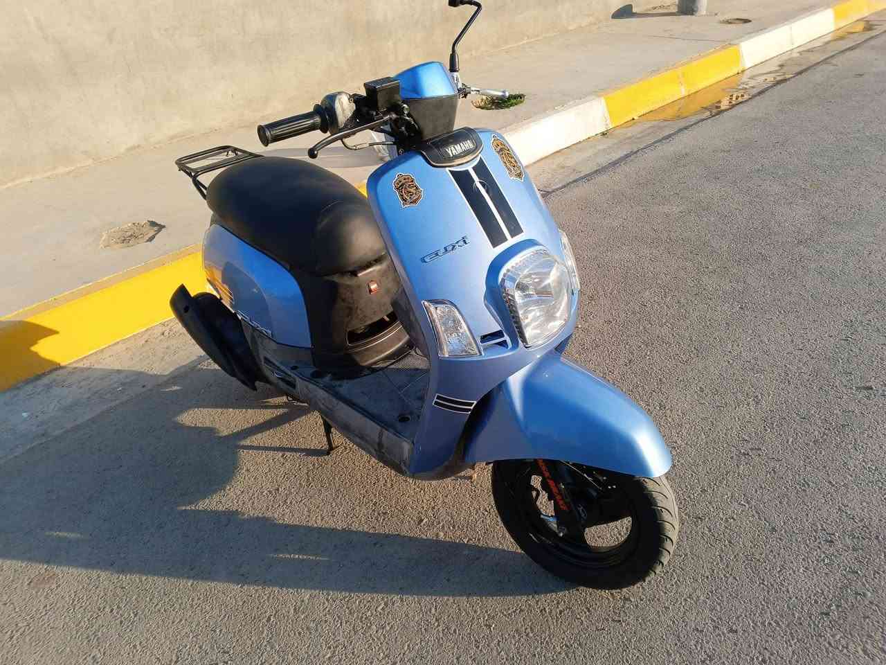 ماكس بوليسي كابريتر مكينه مكفولة ممدود عليهه اسبانه وكفرات جديدة مختمه كهربائيات كولهه مكفولة دراجة جديدة وخير من الله دبلات جدد رايدهة ب750 وبيهه مجال حك الجية مكاني ديالى الشراي يتصل ***********
