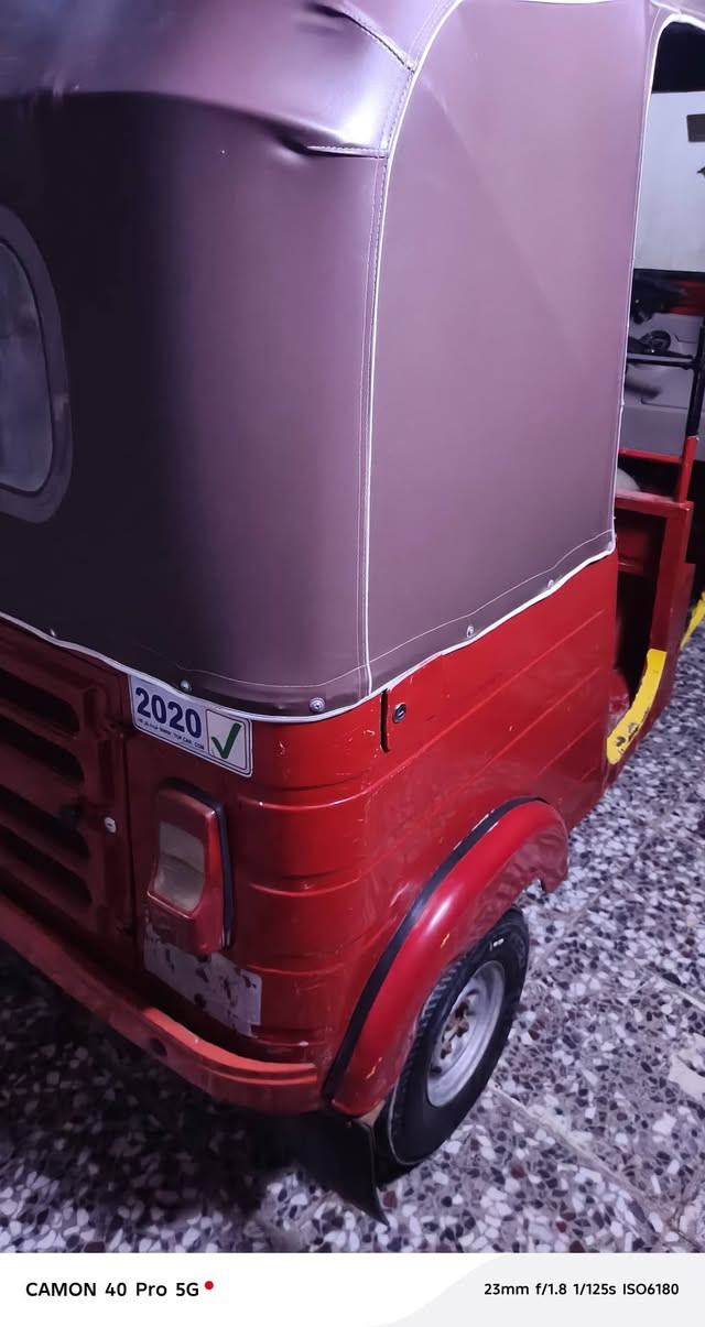 السلام عليكم تكتك عشرين 
شهر 11السعر سبعه اونص اوبيه مجال المكان بغداد البلديات ***********
