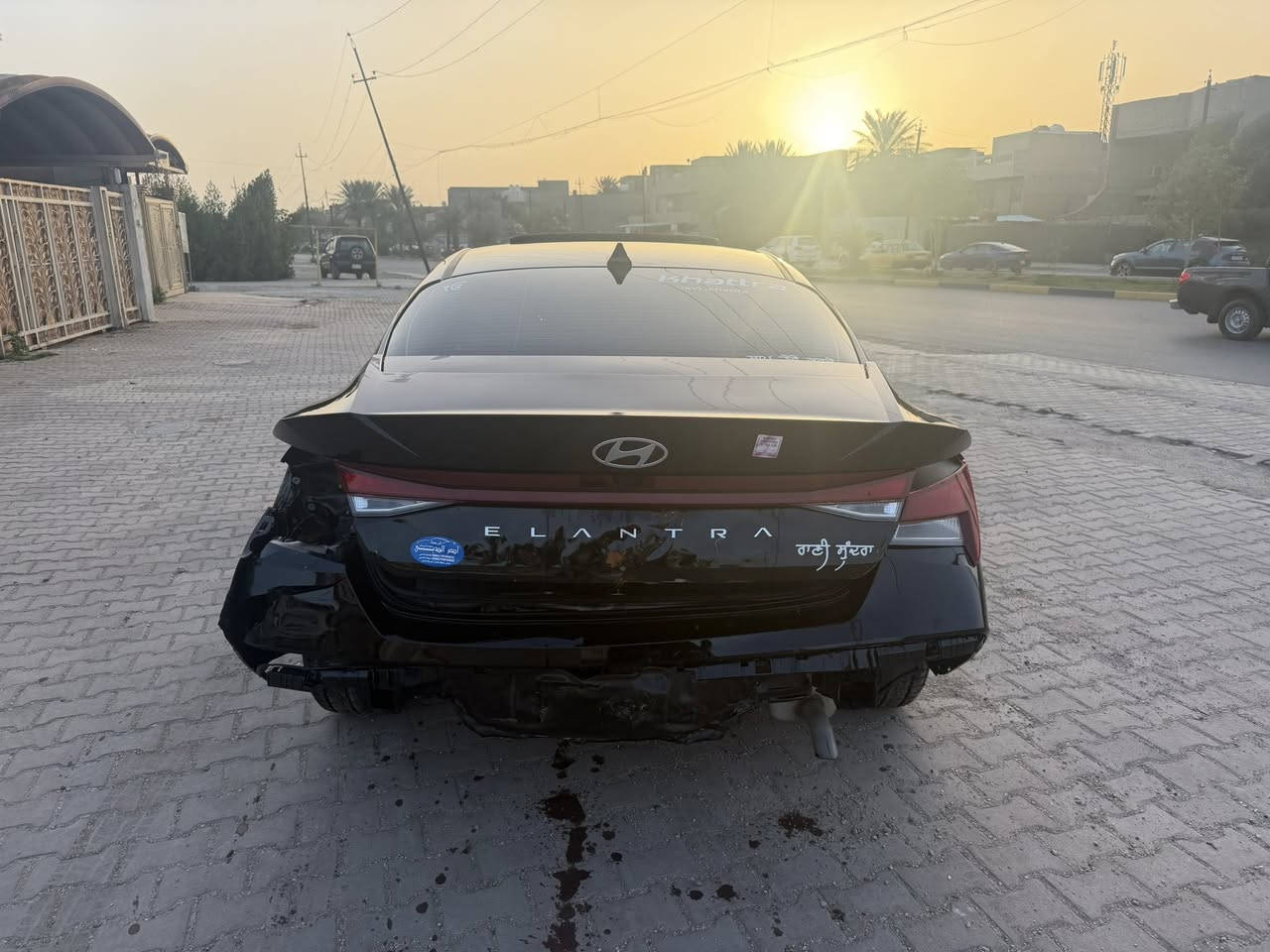 النترا 2024 دخول جديد محرك 2000 دوش منفيست بأسمي فول مواصفات ((بدون ايرباك)) بدون صبغ بدون تبديل  مواصفاتها (بصمه _ فتحه سقف _ تشغيل عن بعد _ شاشه ديجتال متصله _ تدفئه بالكشنات _ تدفئه بالستيرن _ كاميرا خلفيه دواره _ تبريد منفصل مناخين _ مانع انزلاق _ رادارات _ ويل كب كروم حجم 17 _ شاشه كار بلي _ اضائه داخلي LED متعدده الالوان _ تحديد مسار _ قياده ذاتيه _ وباقي المواصفات المعروفه ) صور الحادث مرفقه بالمنشور 
(((للبيع فقط على هذا الوضع بدون لوحات)))
السعر  : 126$
العنوان : بغداد 
***********
