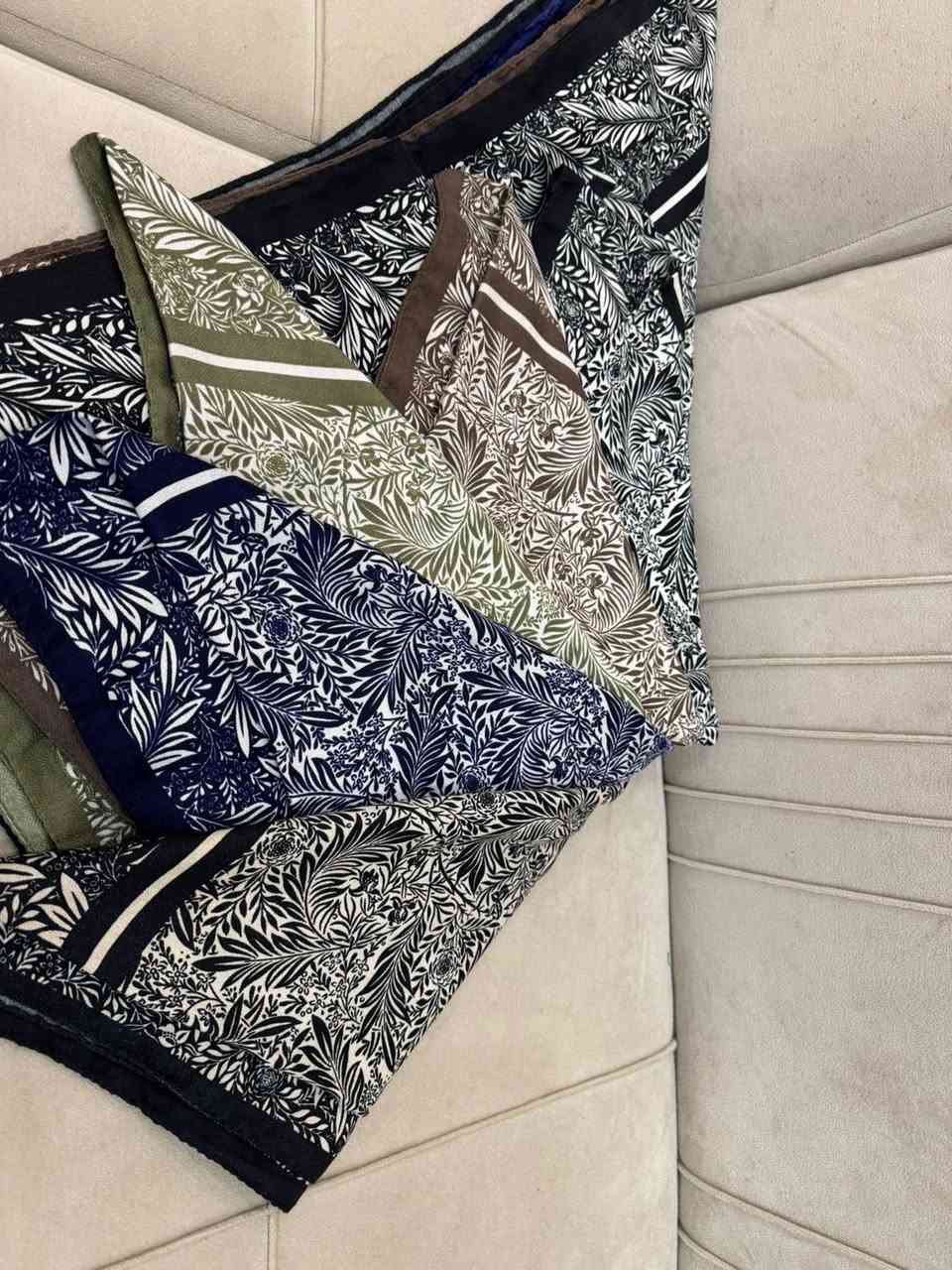 ربطة قطنية ناعمة ومريحة 🤍
خامة عالية، تثبيت مضبوط، وتناسب كل الاستخدامات اليومية.

متوفرة الآن — جودة تشعرين بها من أول لمسة
يوجد توصيل 🚚 لجميع المحافظات


**إذا كنت صاحب هذا الإعلان وتريد حذفه لأي سبب، رجاءا أرسل رسالة إلى الدعم الفني**