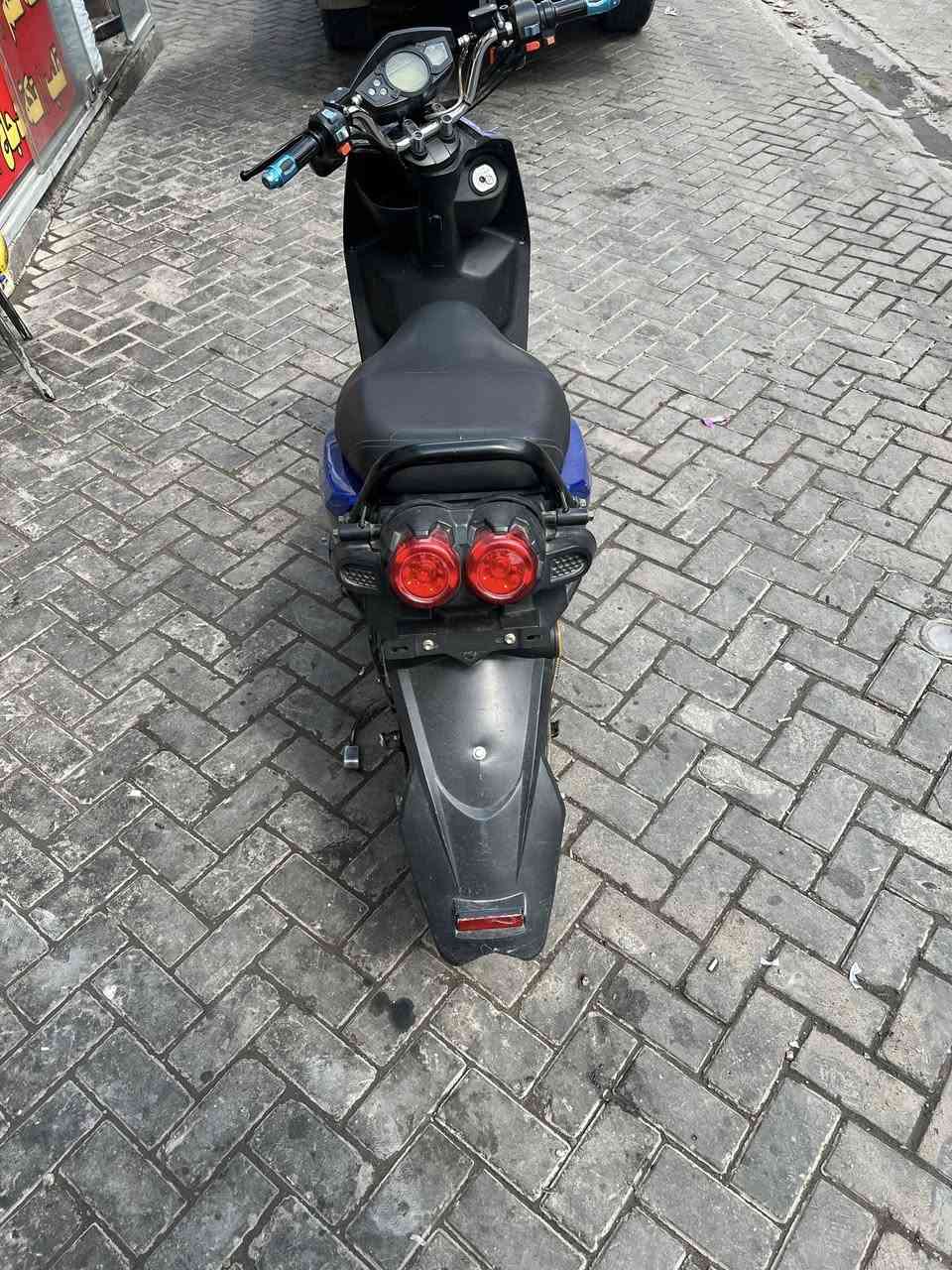 دراجه شحن للبيع (بدون باتريات)الدراجه شوفت عينك نضيفه كامله من كلشي كهربائياتهة كلهة شغاله مكانهة الاعضميه ب 400 وبيهة مجال للشراي


**إذا كنت صاحب هذا الإعلان وتريد حذفه لأي سبب، رجاءا أرسل رسالة إلى الدعم الفني**