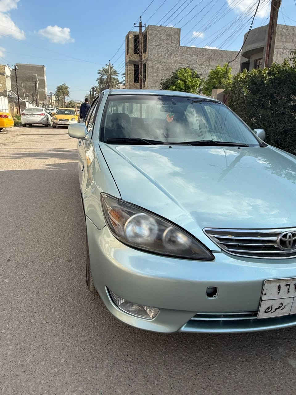 كامري خليجي للبيع 2005
بيه طخات ومصبوغه عام كير مكينه 
تبريد صدر تاير جديد كله بشرط جاهز للاخير
تحويل او وكاله ثاني يوم السنويه بعدها مساقطه مكان السياره 
 بغداد
السعر ٨٢ وبيه مجال
***********
