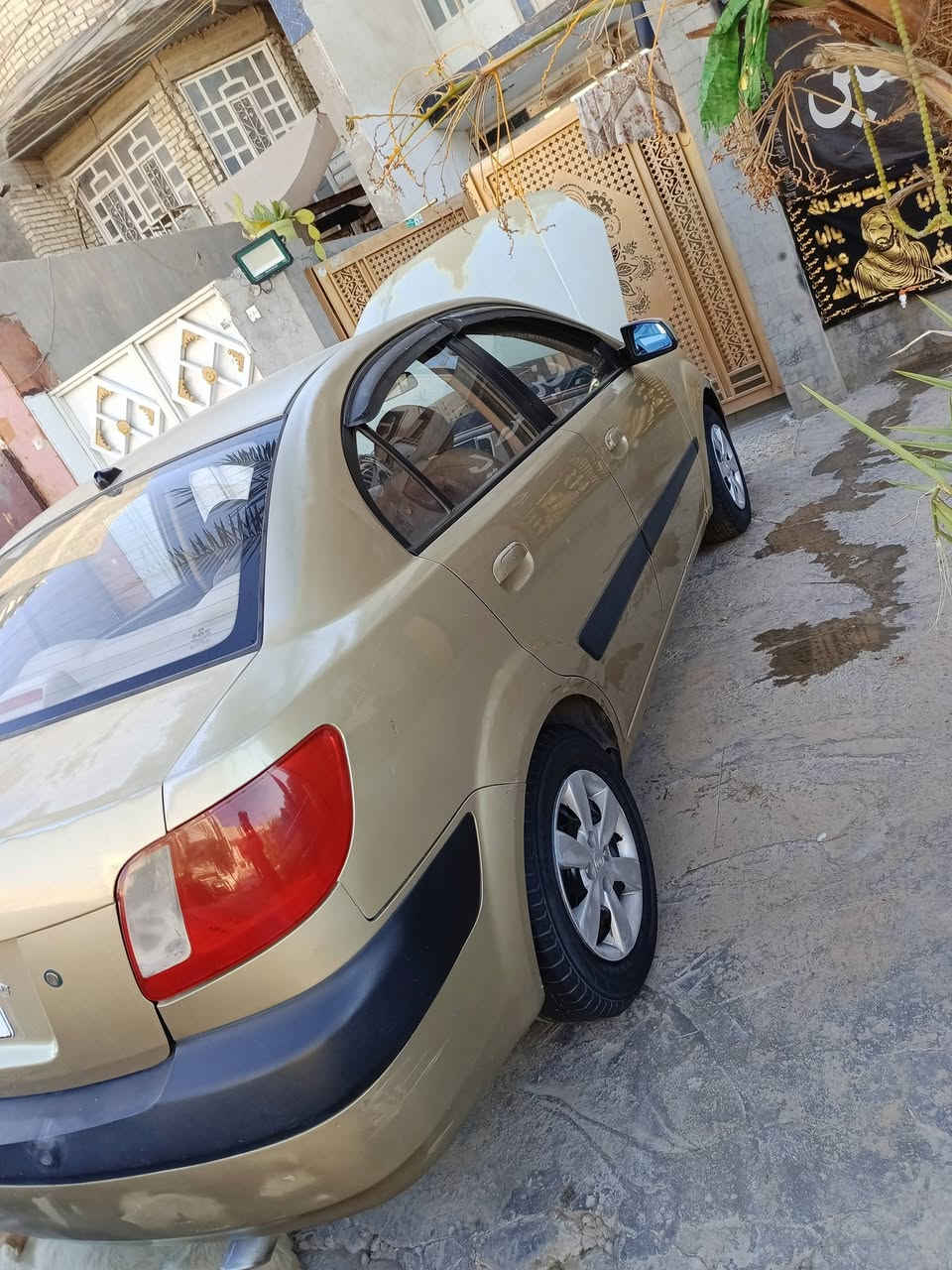 سلام عليكم ريو موديل 8 رقم بغداد دولي هزة جديدة تحويل مباشر بسمي شخصين محرك كير لوك صدر خلفي امامي جديد تخم تاير هوة ول اويالة جديد تبريد ثلج بدون صبغ محرك ألف وستمية دوش كير اوتو السعر ٧١  وبيه مجال للطيبين كلش بصيط رقم الهاتف 
***********
*********** العنوان بغداد كاضمية او شعلة
