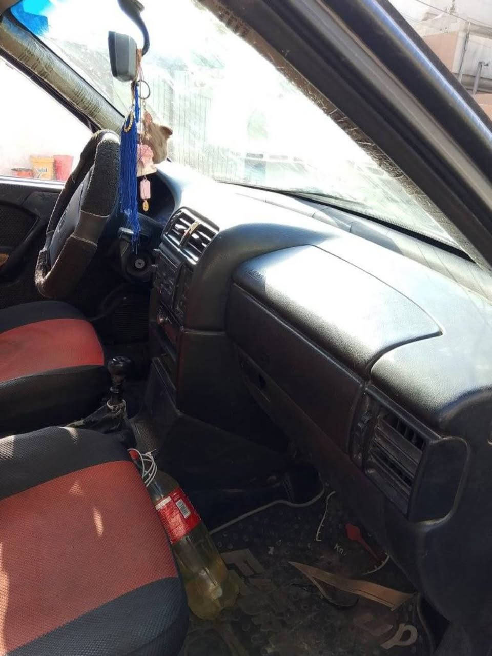 السلام عليكم للبيع حجم 20 موديل 95 عنوان موصل جانب الايمن ***********
