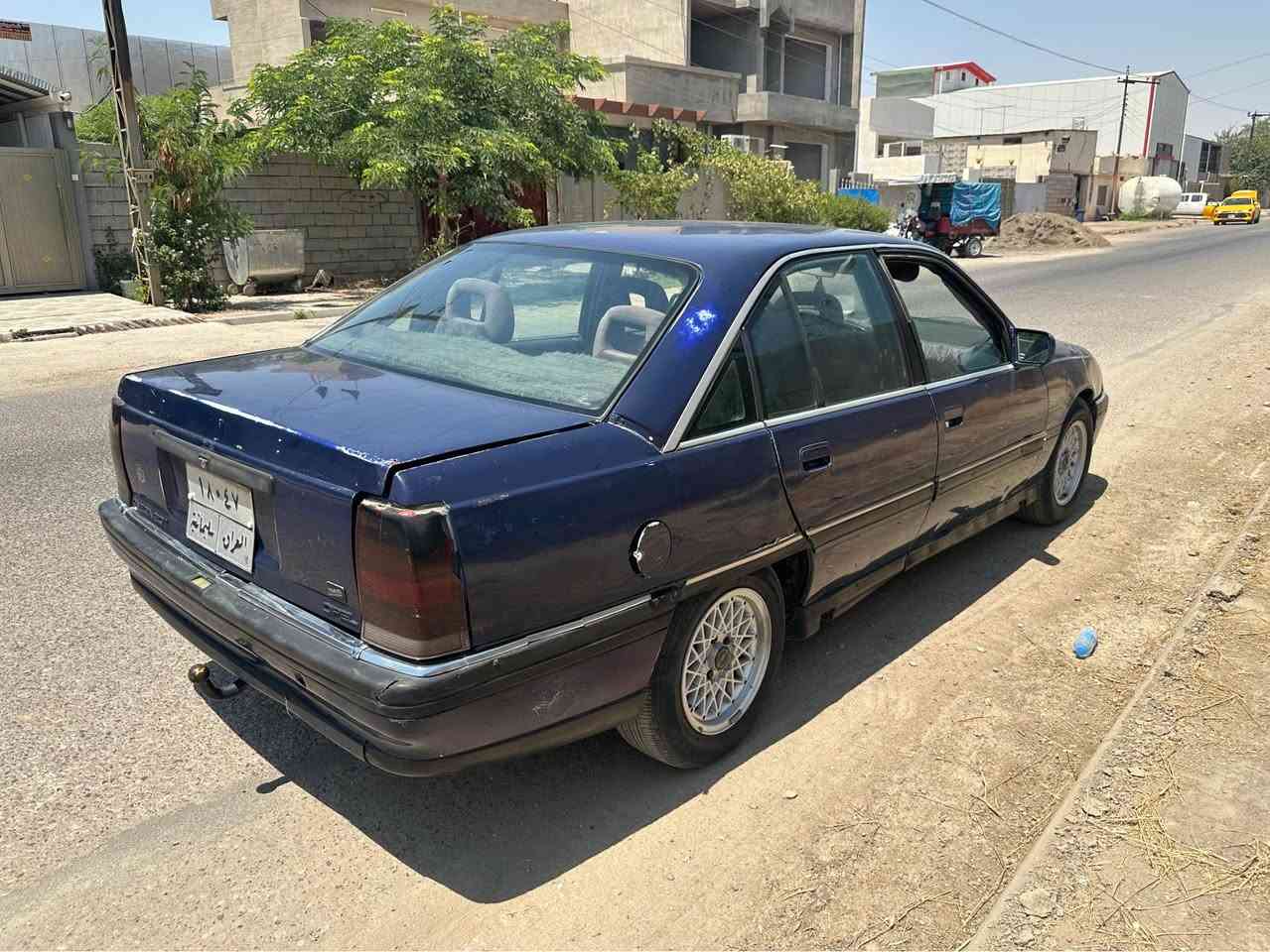 اوميكا  محرك 20 
كبر ومحرك شرط 
صدر جديد بطاقة بنزين كهربائيات كلها شغال 
مكان سيارة كركوك 
سعر 30 وبي مجال 
استفسار *********** كركوك, العراق
