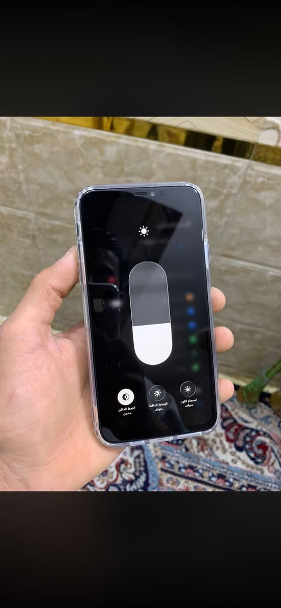 السلام عليك
11برو ماكس 
اللون زيتونيً 
نظافه 100 /100
ذاكره ٦٤
بطاريه 71 
نسخه الشرق الأوسط جهاز مستبدل شاشه اصليه احسن نوعيه بلسوك آي خلل مابي كامرات✅ اتصال ✅وآي فاي ✅صوت ✅فرمته ✅فيس إيدي ✅جهاز كامل مكمل سعره 265 وبي مجال بسيط يرهم مراوسً  مكاني بغداد أبو غريب


**إذا كنت صاحب هذا الإعلان وتريد حذفه لأي سبب، رجاءا أرسل رسالة إلى الدعم الفني**