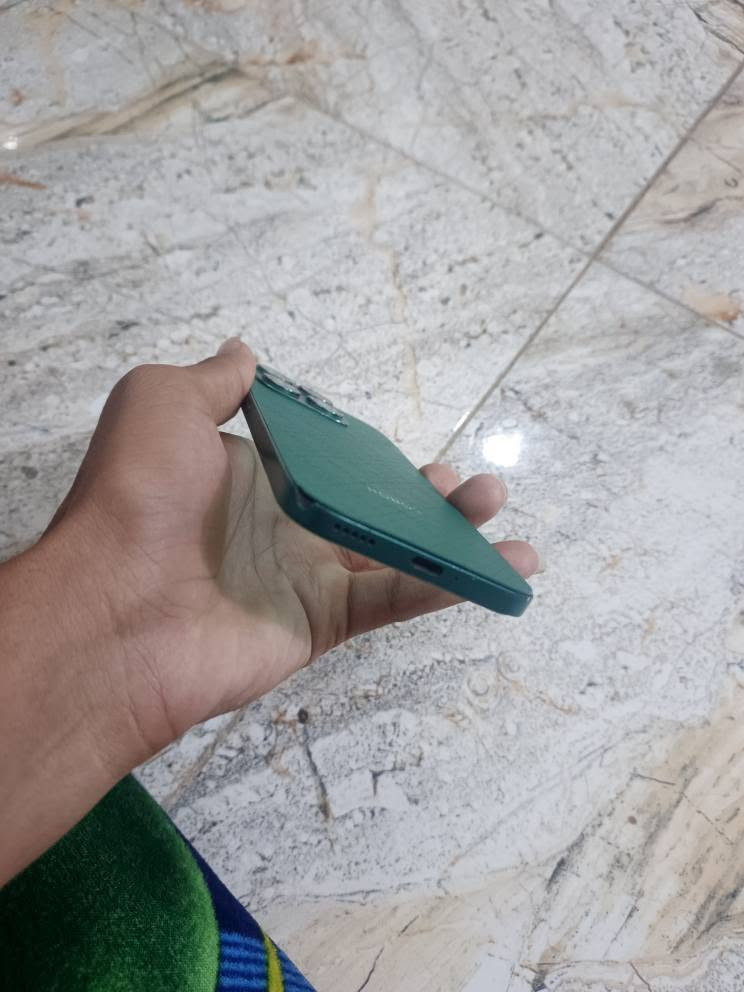 هونر إكس 8بي جهاز مكفول كفاله عامه بس بس كسر بل حساس وما مأثر عليه فوك بل حافه الجهاز ذاكره256 عشوائية 8 جهاز نضيف السعر 125 وبي مجال حك جيه عمارة, ميسان


**إذا كنت صاحب هذا الإعلان وتريد حذفه لأي سبب، رجاءا أرسل رسالة إلى الدعم الفني**