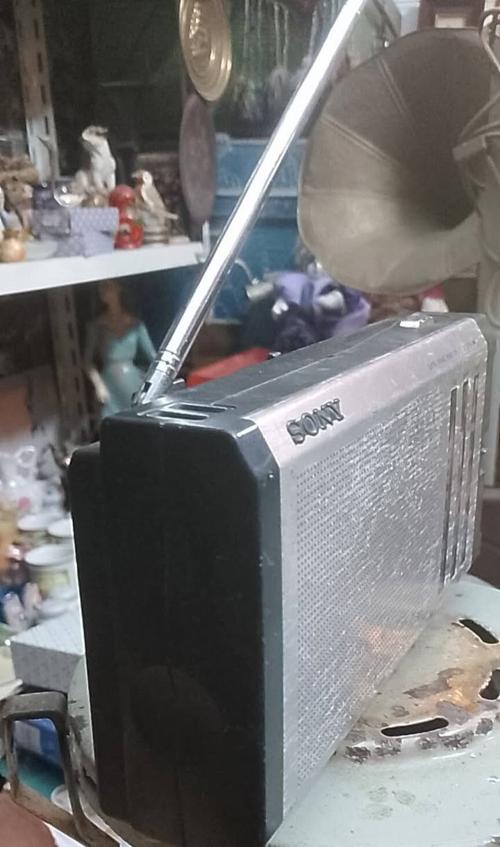 راديو سوني ياباني نظافة ممتازة
بدون أي ضرر أو خلل أو تصليح شغال كامل 
البيع لأعلى سعر


**إذا كنت صاحب هذا الإعلان وتريد حذفه لأي سبب، رجاءا أرسل رسالة إلى الدعم الفني**