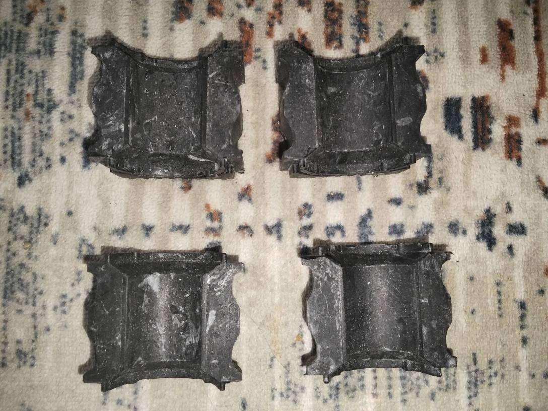 لاستيك رباط شرح الامامي لجمسي تيران الشكل الجديد
بعدهن جدد اشتريتهن وطلع مو منهن السبب 
ب25 وبيهن مجال بسيط 
مكاني البصرة /القرنة 
***********
