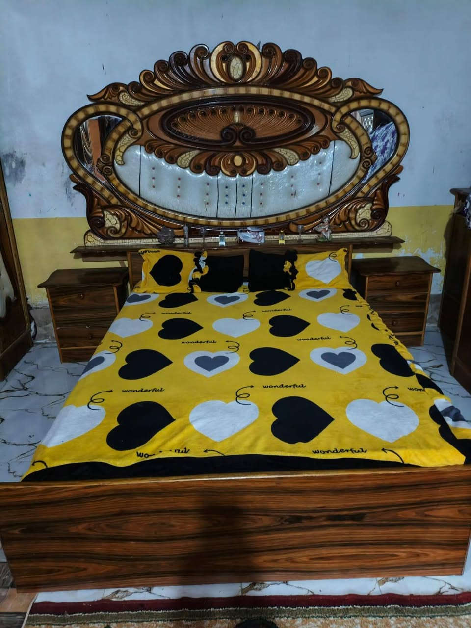 السلام عليكم غرفة نوم صاج مثل ما واظحه بصوره المكان كوت شارع النفط السعر 800 وبيهة مجال
***********
