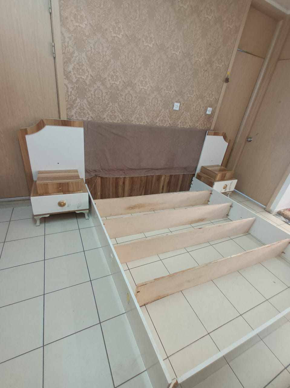 بيع مستعجل عنوان بسمايه ديون جربايه 50 
مندوبه لبيع الغرف المستخدام 
شعدكم للبيع راسلوني خاص 
بيع سريع بعموله بصيطه بعد البيع ✨🌹


**إذا كنت صاحب هذا الإعلان وتريد حذفه لأي سبب، رجاءا أرسل رسالة إلى الدعم الفني**