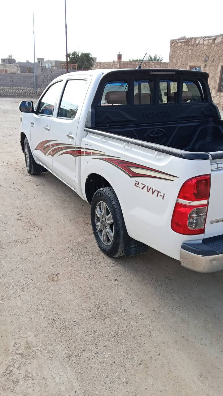 بيكم تويوتا 14مكفوله ما عدا بارد شبر بالباب الايسر الانبار الرمادي***********
