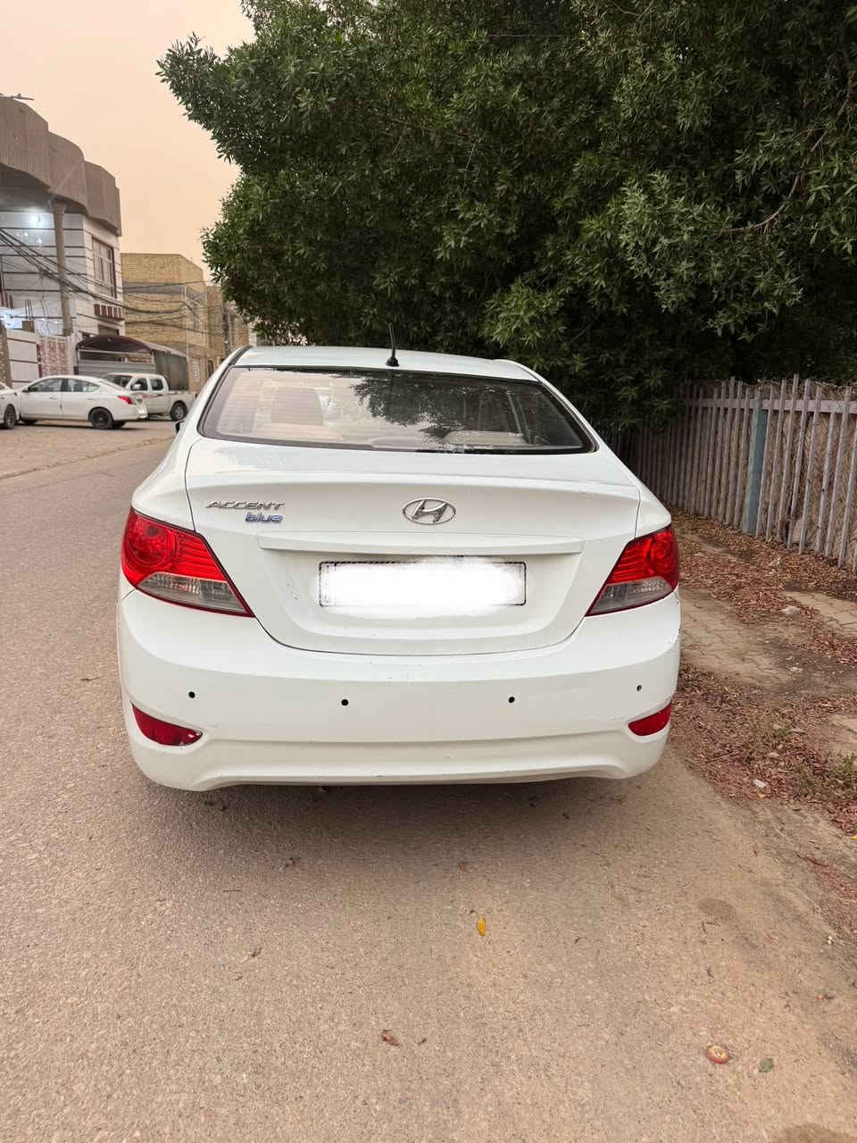 للبيع اكسنت 2016  خليجي محرك 1600
المواصفات 
اشاير بالمري 
تحكم استيرن جهتين
كامره 
حساس 
شاشه 
السعر 82 وبيه مجال 
سيارة نظيفة وجاهزه تبريد ثلج  
بيه ضربه جاملغ الخلفي ومصبوغه عام للجماليه 
رقم كربلاء انكليزي - العنوان النجف - ***********

