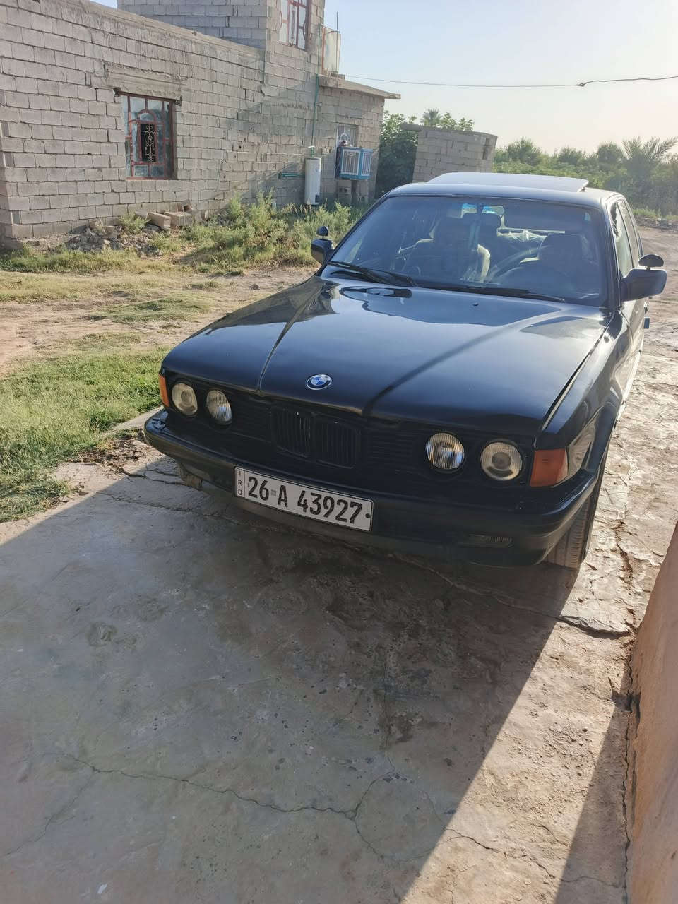 سياره بي ام الحجم 735 سياره حلوه نظيفه تبريد شغال السعر 36 ورقه وبيها مجال *********** ثانويه 27 تحويل ثاني يوم🤍
