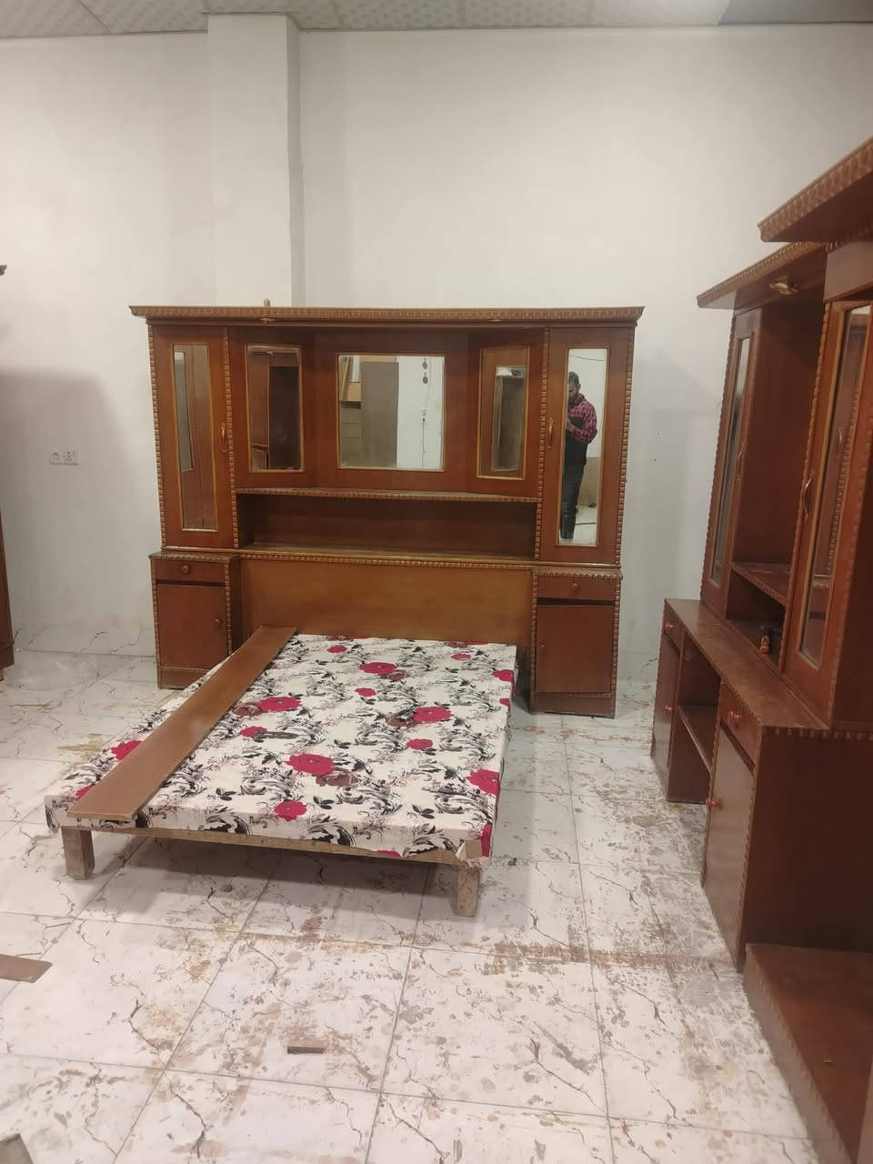 غرفه صاج  ب  ٣٢٥ وكلش نضيفه  بيها مجال بسيط


**إذا كنت صاحب هذا الإعلان وتريد حذفه لأي سبب، رجاءا أرسل رسالة إلى الدعم الفني**