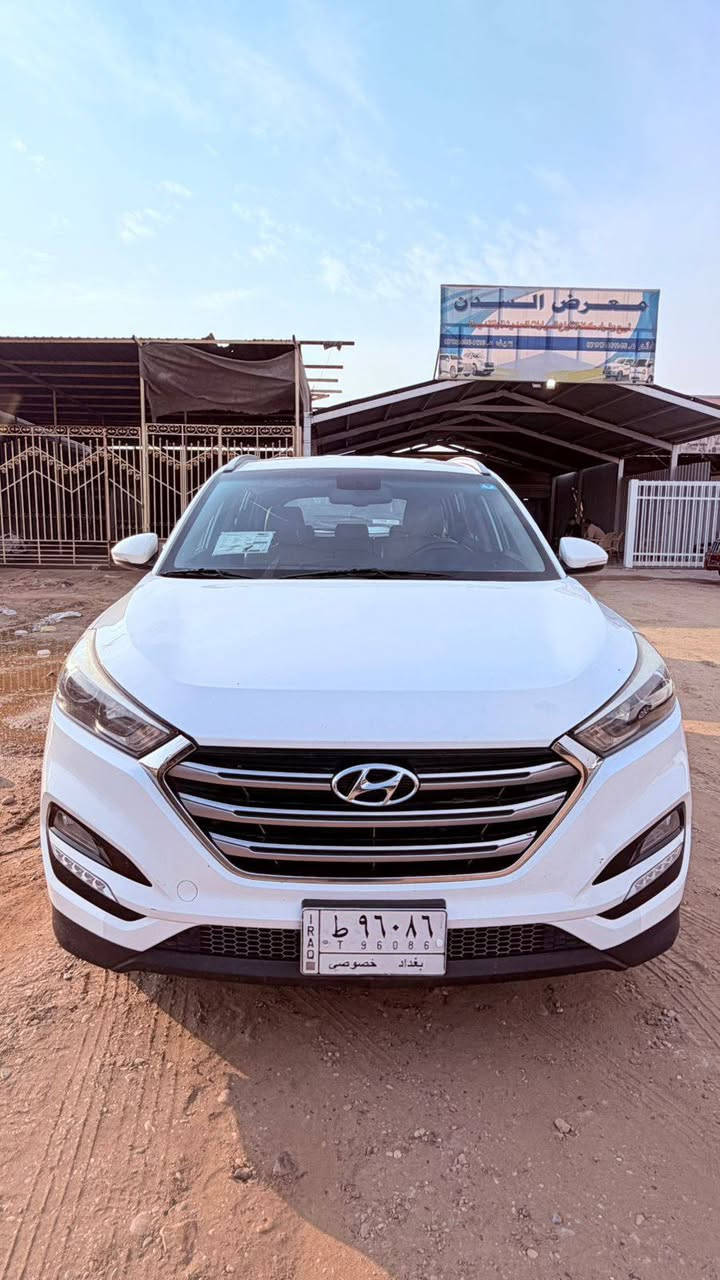 سلام عليكم
#توكسان  #خليجي #موديل 2018
 
#مراوس او بيع حسب لقناعه 

سياره كفاله عامة  
رقم بغداد

مكينه 2000 دوش   
مري شفط  
دبل لد امامي  
تبريد خلفي   
حساس 
تحكمات استيرن 
ثلاث مودات قياده اعتيادي /ايكو /
باقي موصفات معروفا
سعر 188 وبيه مجال للطيبين العنوان الدجيل  *********** بيه وتساب***********
