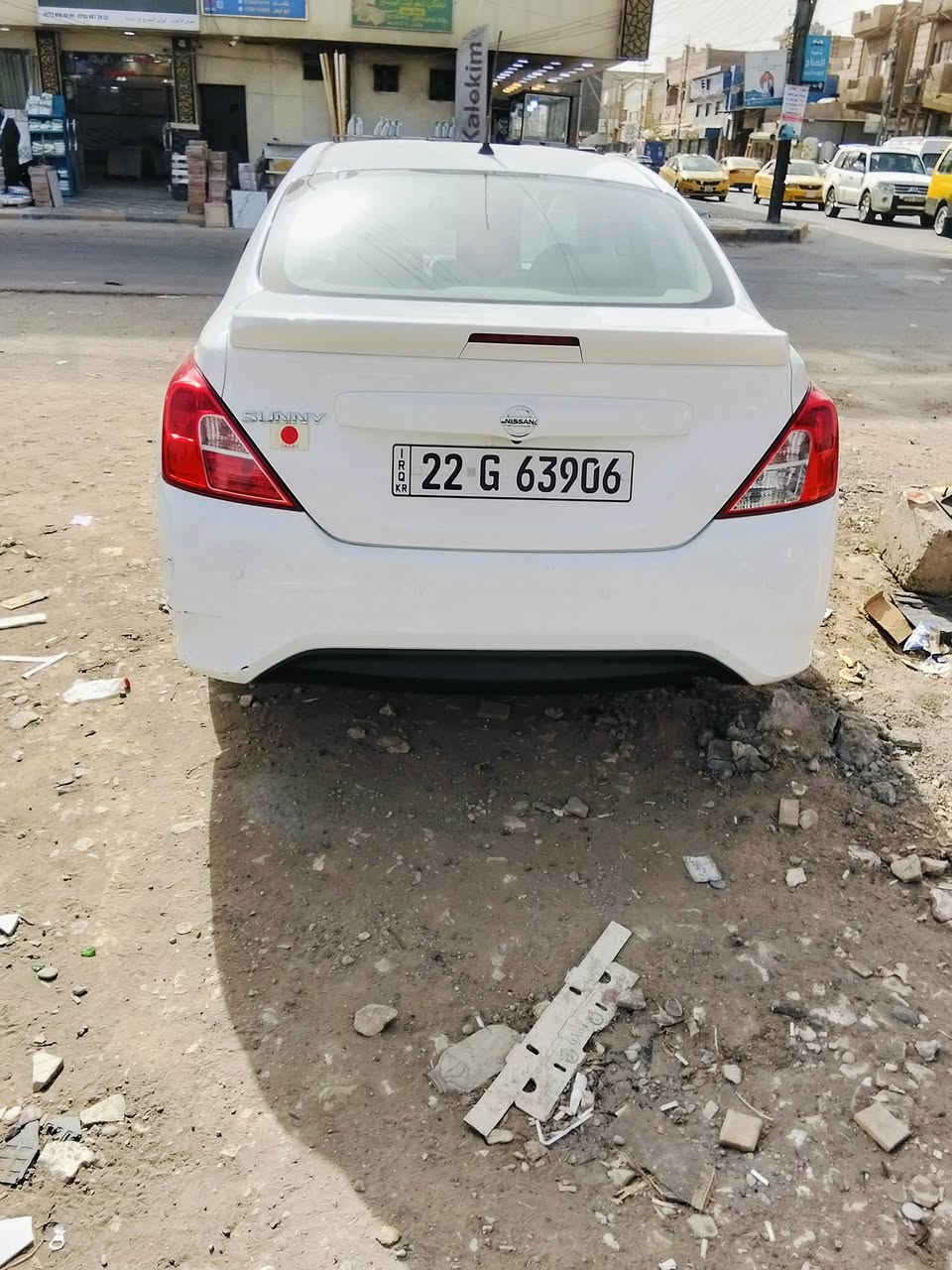 سلام عليكم سني 21 للبيع تفاصيل عل خاص 
مكان بغداد الدورة سعر 115 بيهه حك جيه 
اتصال هذا رقم ***********
