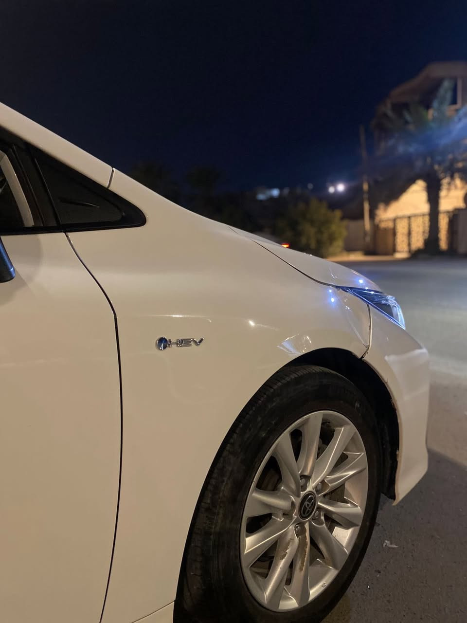 كورلا ٢٠٢٥ وراد الصين شكل الخليجي فول مواصفات كشن جلد اسود كشن كهرباء سنوية باسمي تحويل ثانيوم ماشية ٣٩ بيهة فقط هاي الطخة بحافة الجاملغ اثر فتحة باب وشخط بالباب الخلفي موضع بالصور سعرهة ٢٢ مليون وبيهة مجال بسيط جداً الشراي يتصل وكل التفاصيل كاتبهة 
📍مكاني بغداد الكرخ // واتساب ***********
